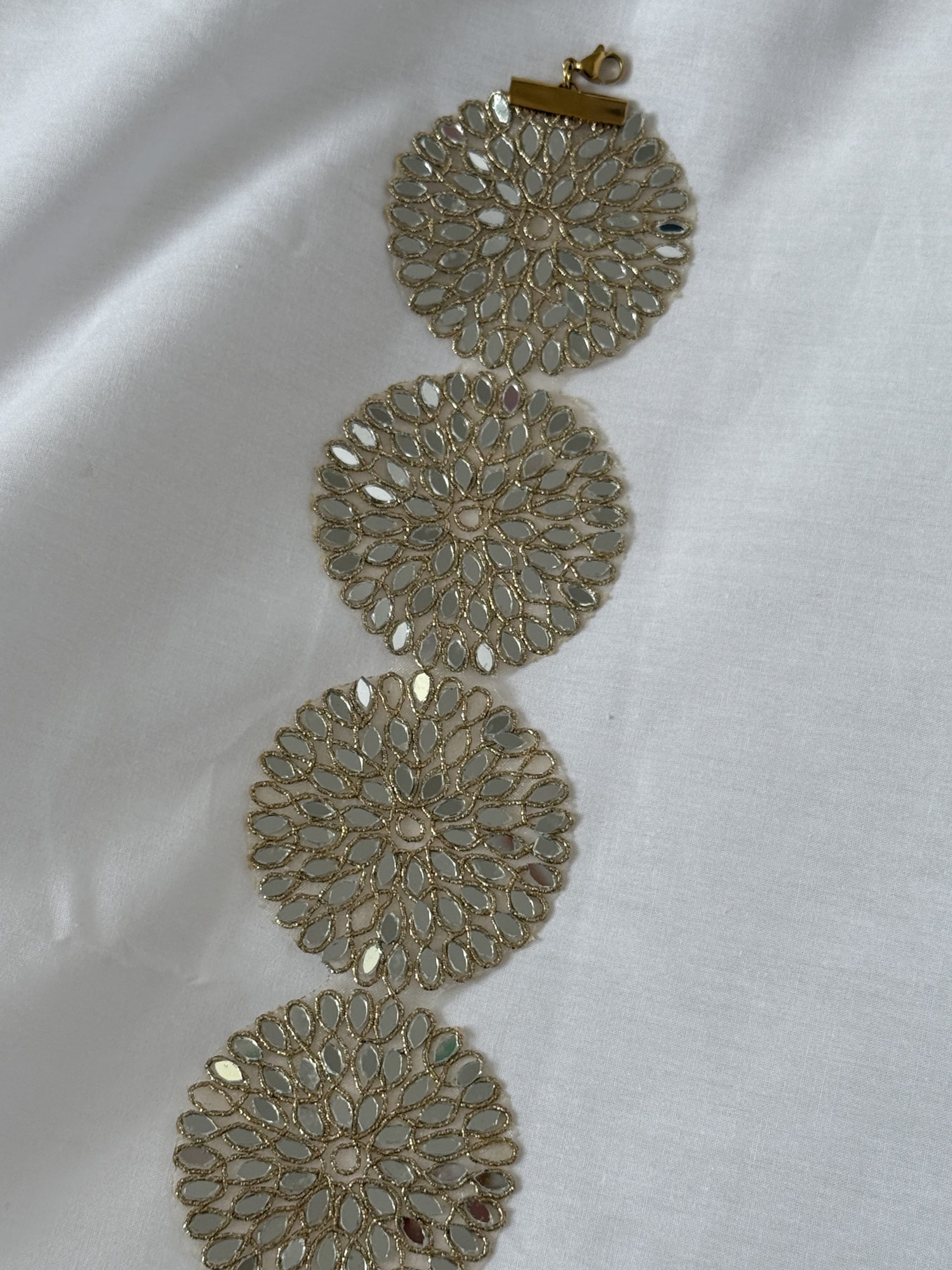 Choker Gunia - Imagen 4