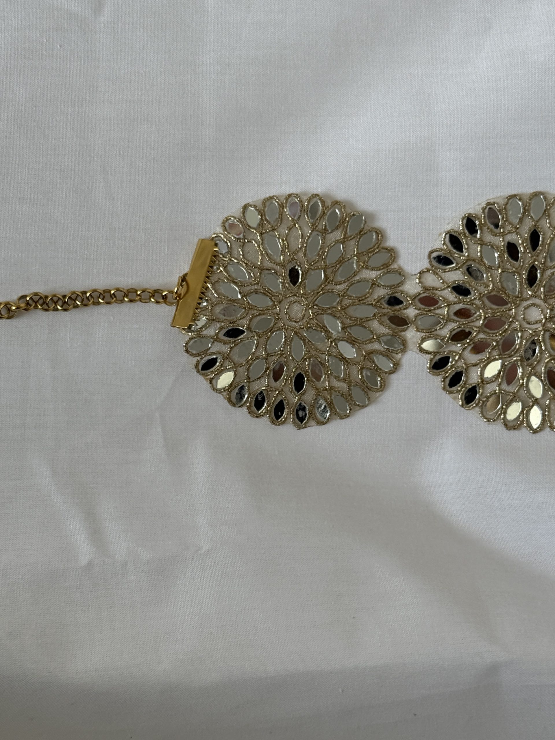 Choker Gunia - Imagen 3